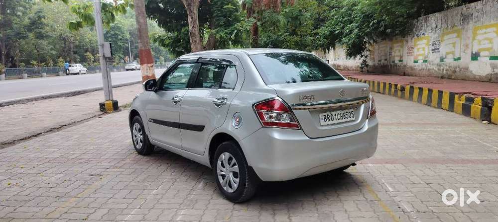 Maruti Suzuki Swift Dzire 1.2 Vxi Bsiv, 2015, Petrol