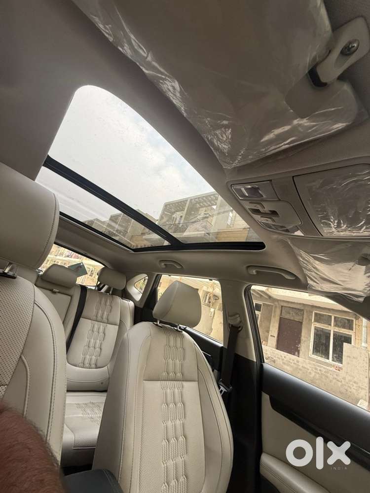 Kia Seltos 2024 Petrol Mint Condition