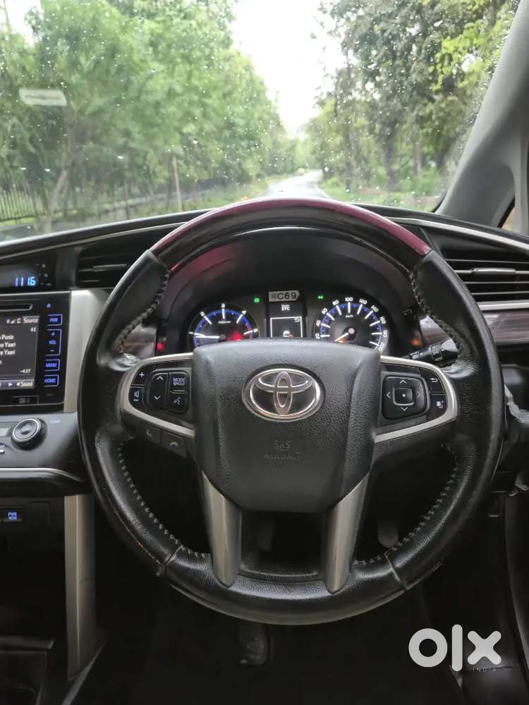 Toyota Innova Crysta 2018 Diesel 165000 Km Driven