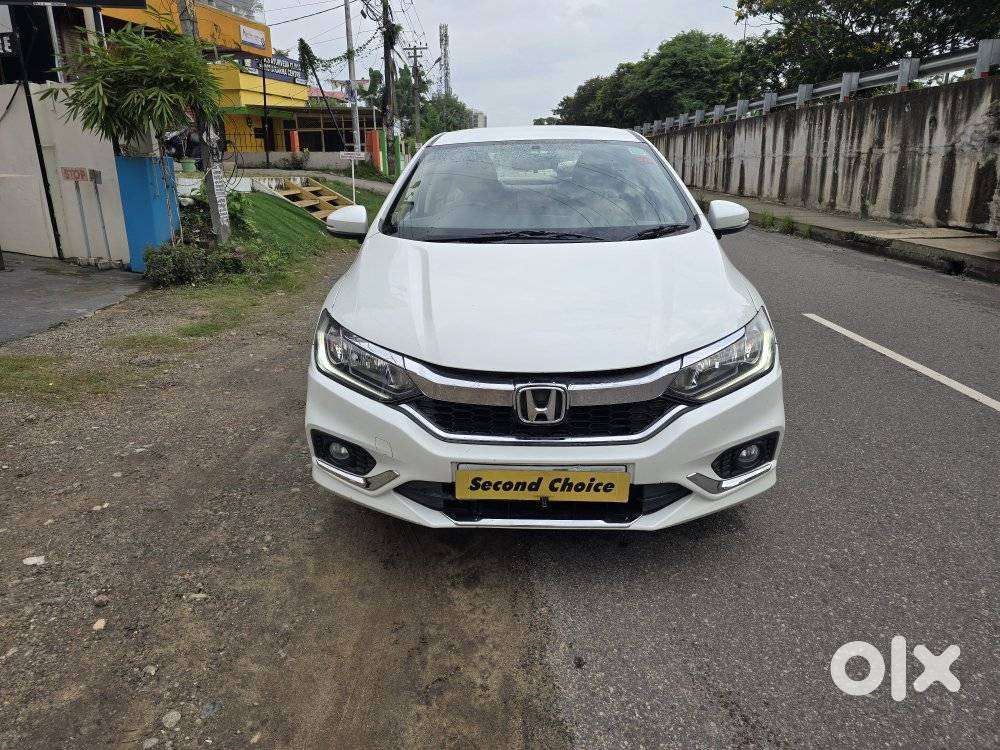Honda City I-vtec V, 2018, Petrol
