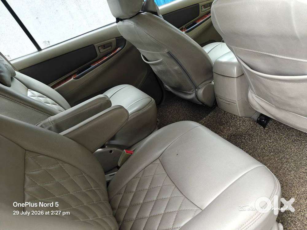 Toyota Innova 2.5 G (diesel) 7 Seater, 2014, Diesel