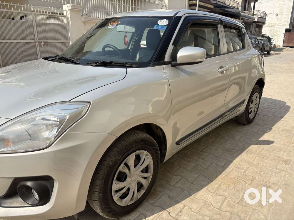 Maruti Suzuki Swift 1.2 Vxi (o), 2023, Petrol