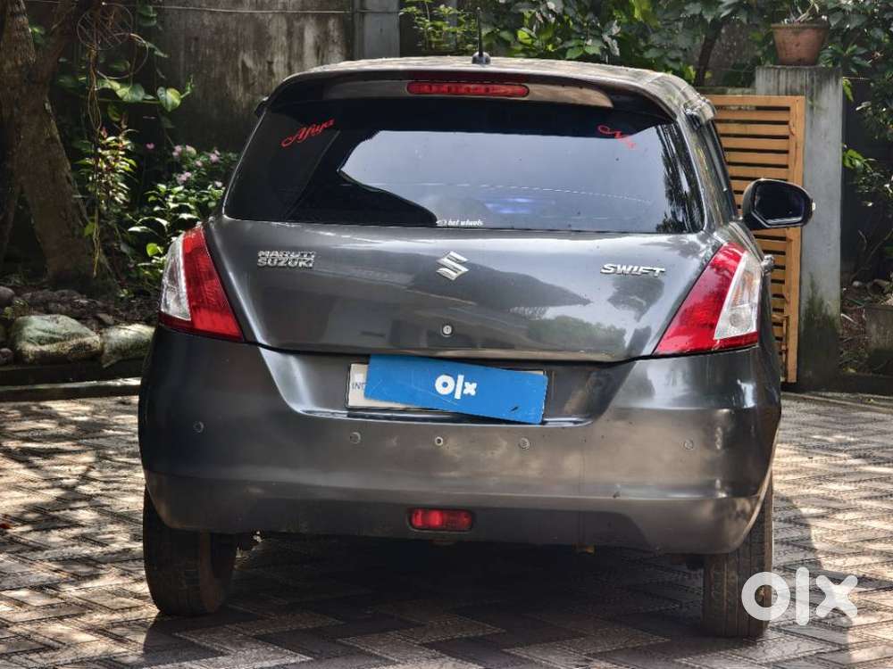Maruti Suzuki Swift Vxi + Manual, 2016, Petrol