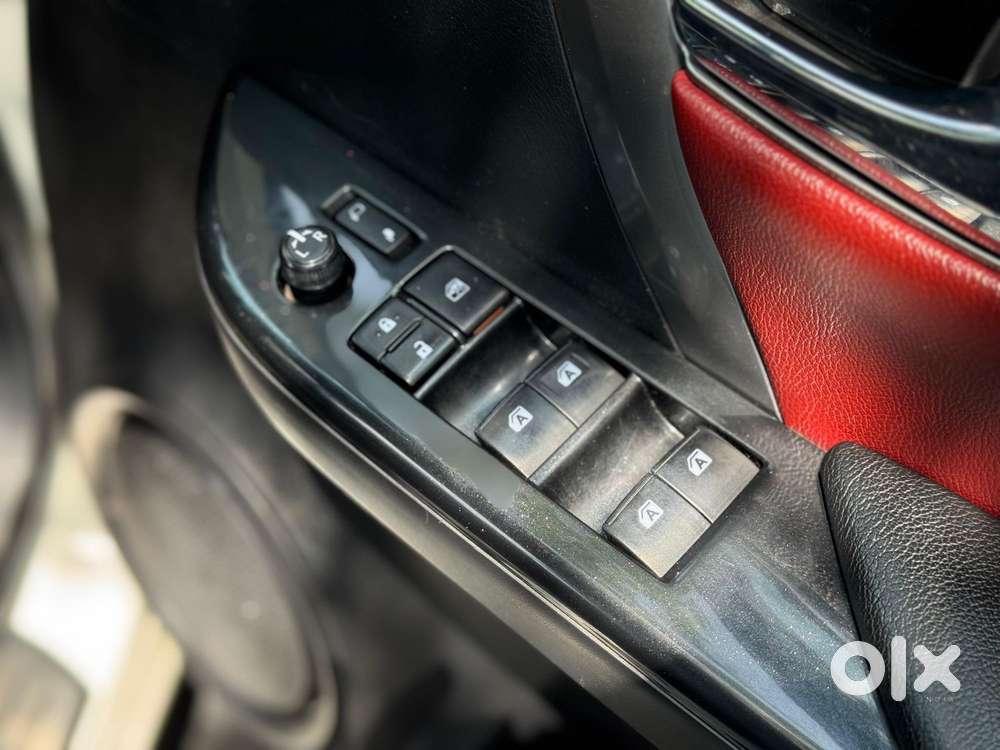 Toyota Fortuner Legender 4x2 At 2.8, 2022, Diesel