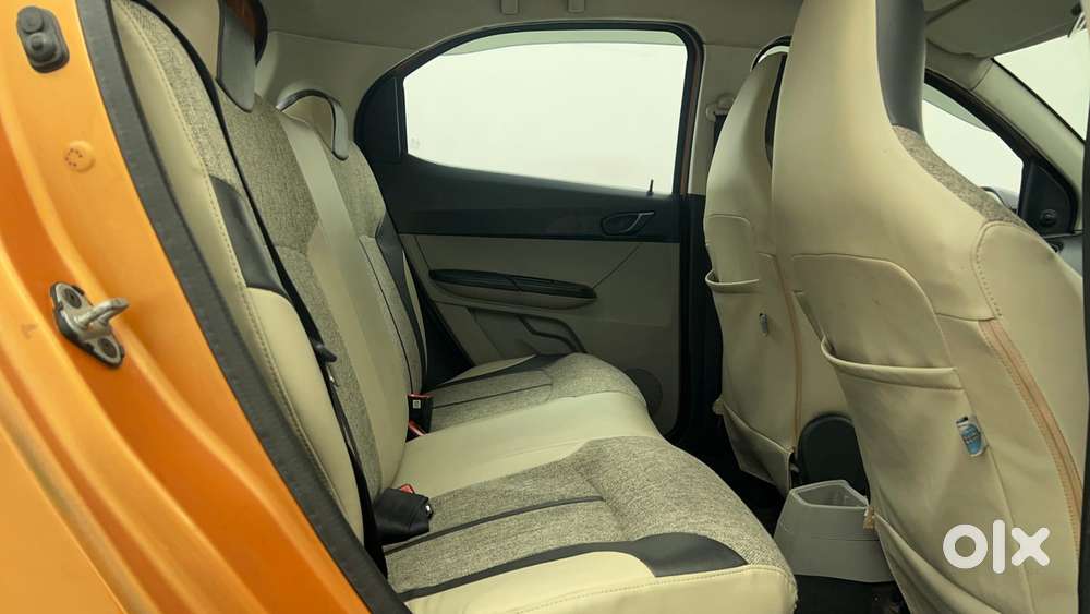 Tata Tiago 1.2 Revotron Xm, 2017, Petrol