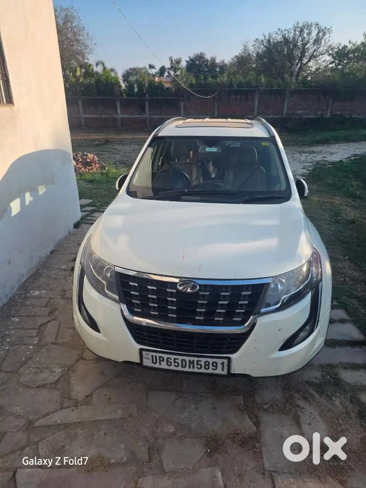Mahindra Xuv500 2018 Diesel 65000 Km Driven