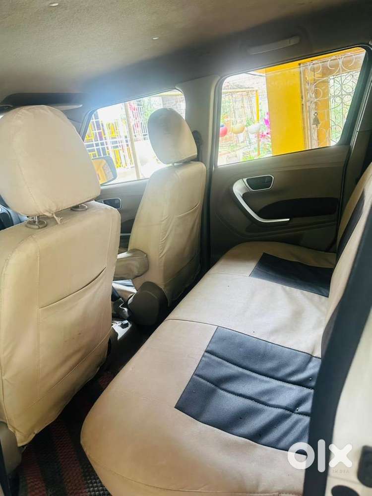 Mahindra Tuv 300 2018 Diesel Good Condition