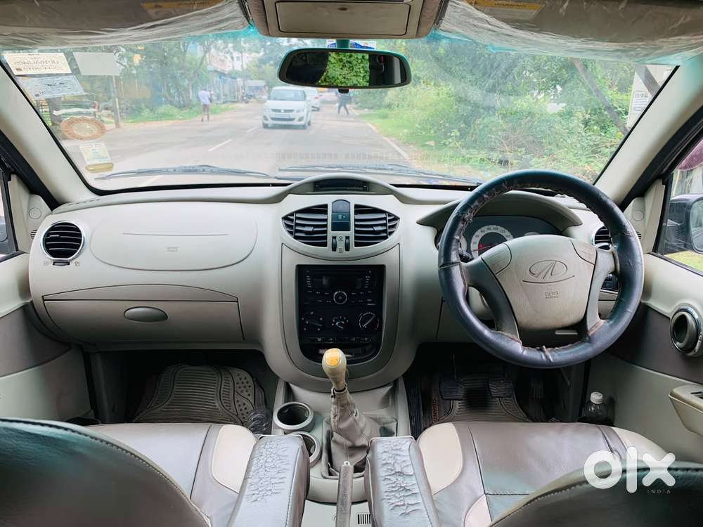 Mahindra Quanto C8, 2012, Diesel