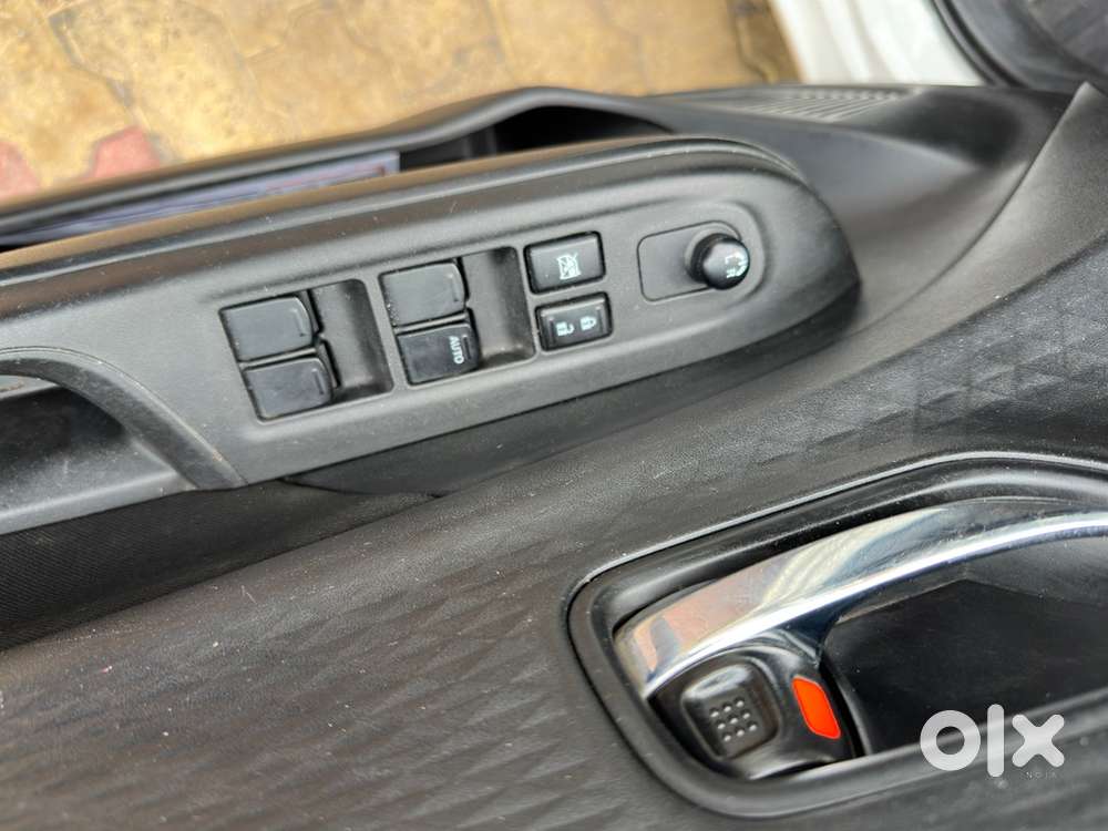 Swift Maruti Petrol 2024