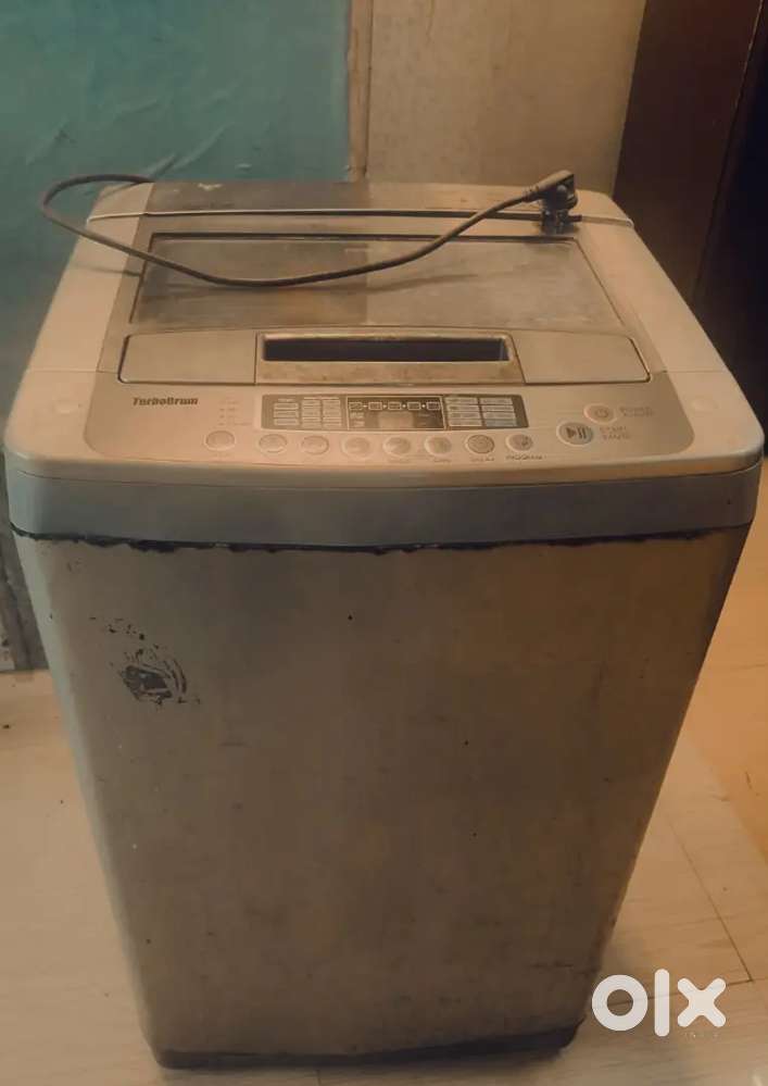 LG  10 kg TurboDrum washing machine