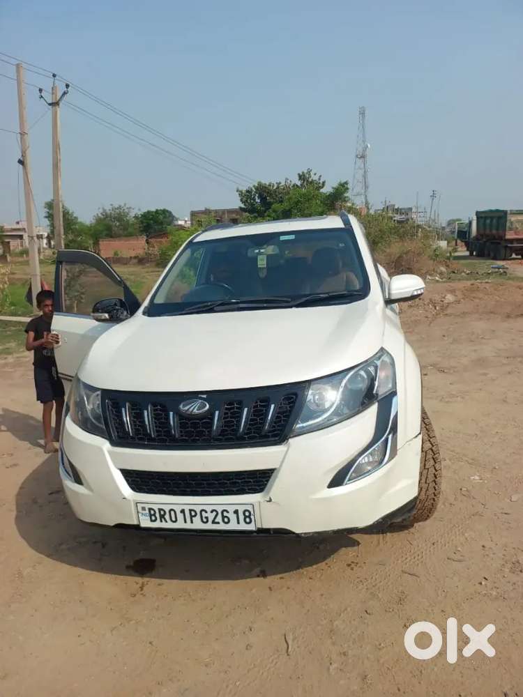 Mahindra Xuv500 2016 Diesel 130000 Km Driven