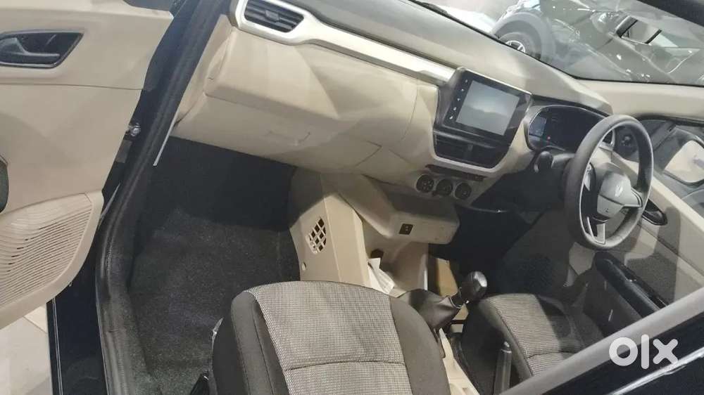 Renault Triber Petrol 2026