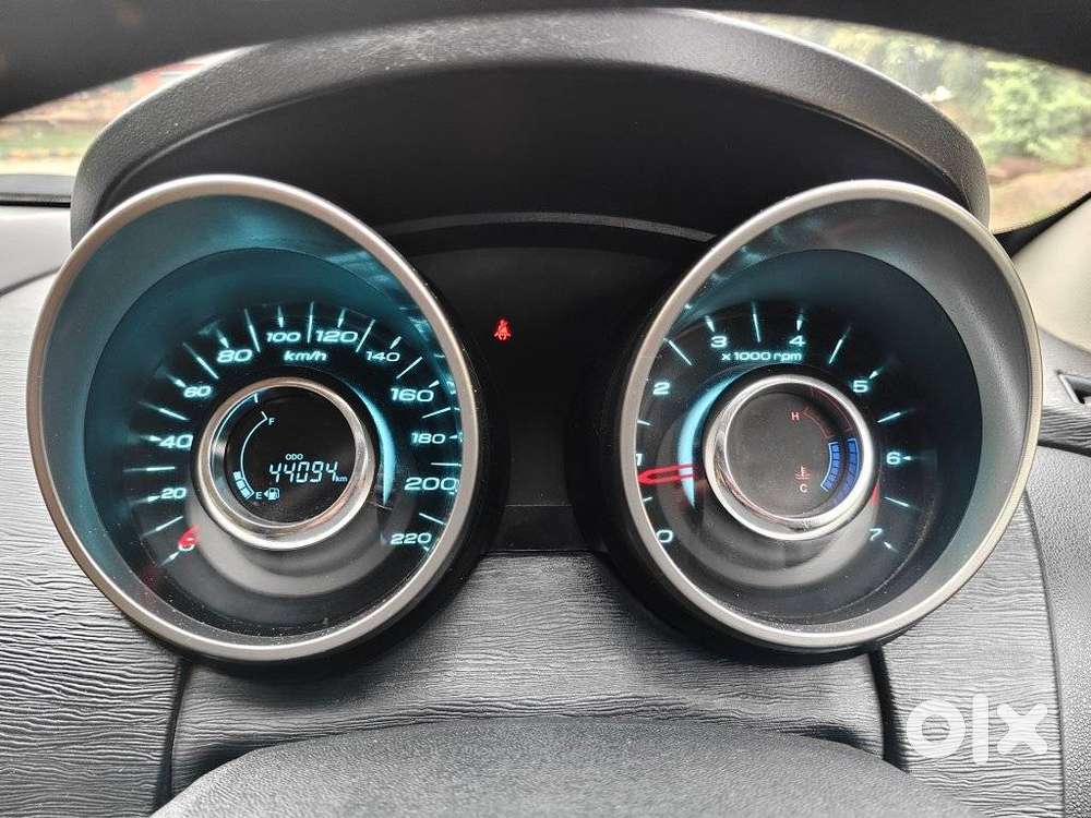 Mahindra Xuv500 W9, 2018, Diesel