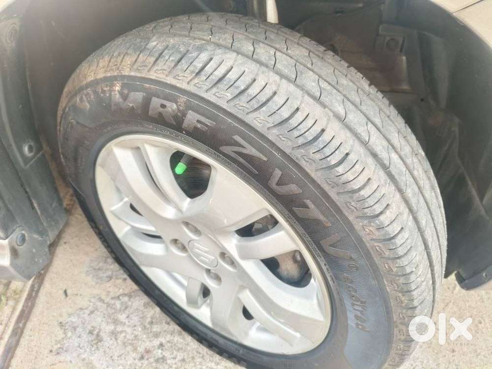Maruti Suzuki Swift Dzire Zxi + Mt, 2013, Petrol