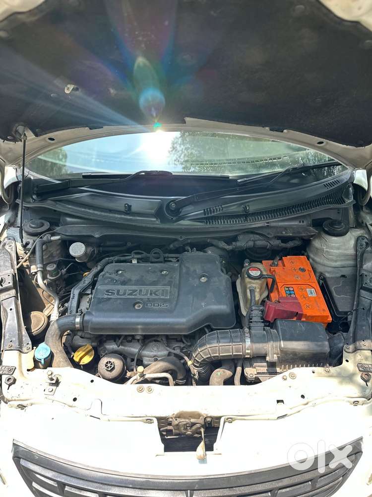 Maruti Suzuki Swift Dzire 2015-2017 Vdi Abs, 2015, Diesel