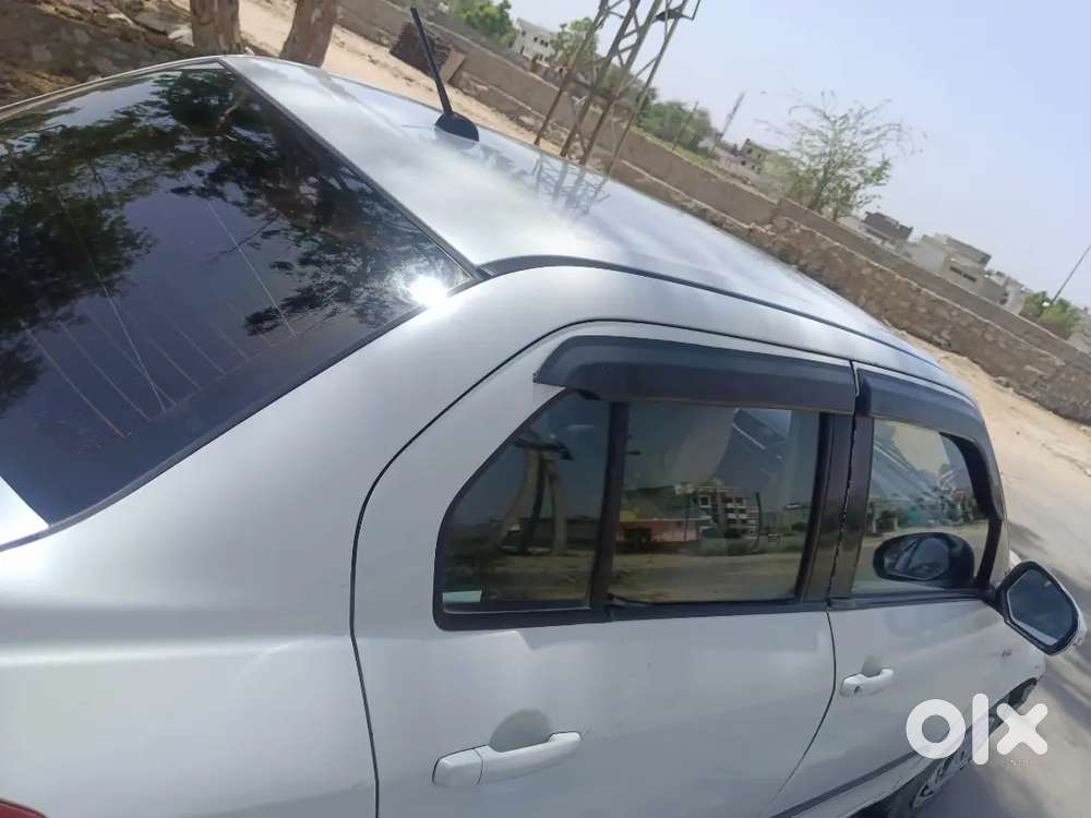 Maruti Suzuki Swift Dzire 2013 Diesel 90000 Km Driven