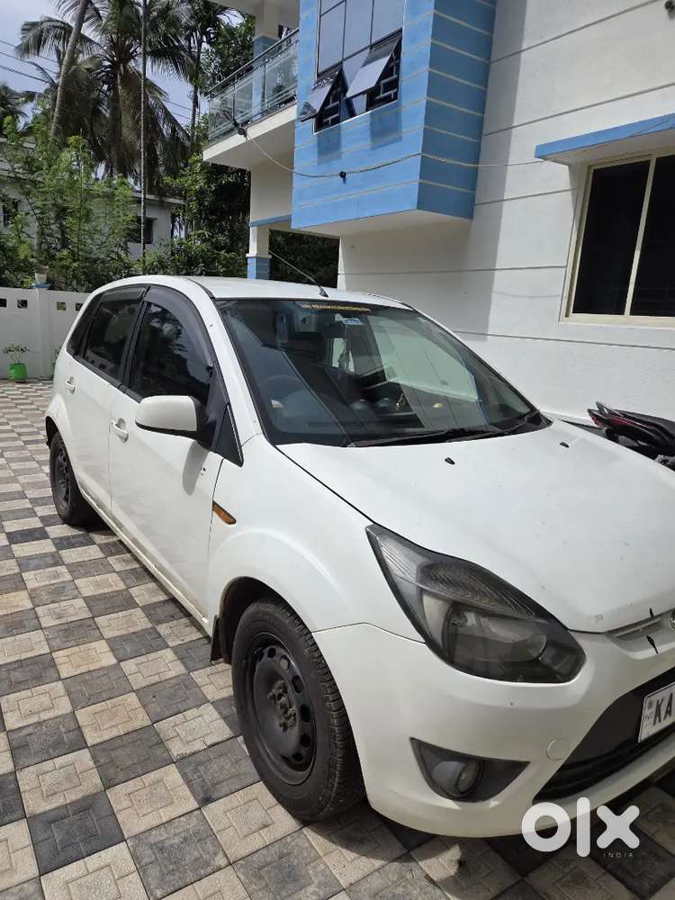 Ford Figo 2011 Diesel 180000 Km Driven