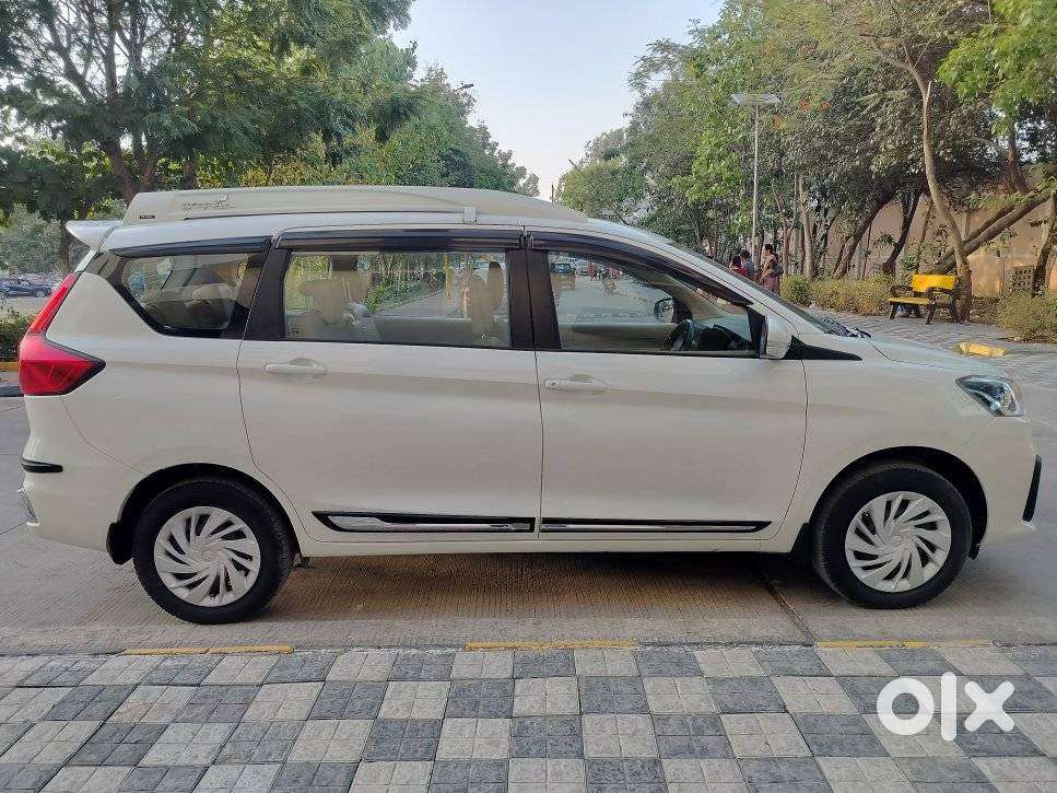 Maruti Suzuki Ertiga 1.5 Vxi, 2025, Cng & Hybrids