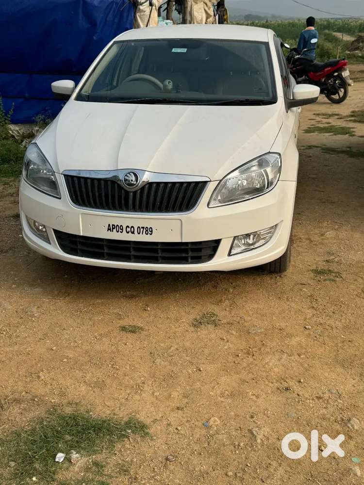 Skoda Rapid 2012 Diesel 92000 Km Driven