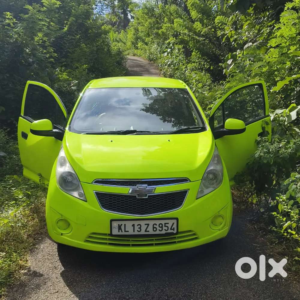 Chevrolet Beat Petrol 2013