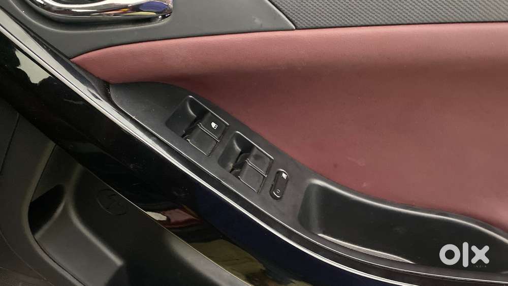 Tata Curvv Pure Plus S 1.2 Revotron Petrol 7dca, 2025, Petrol