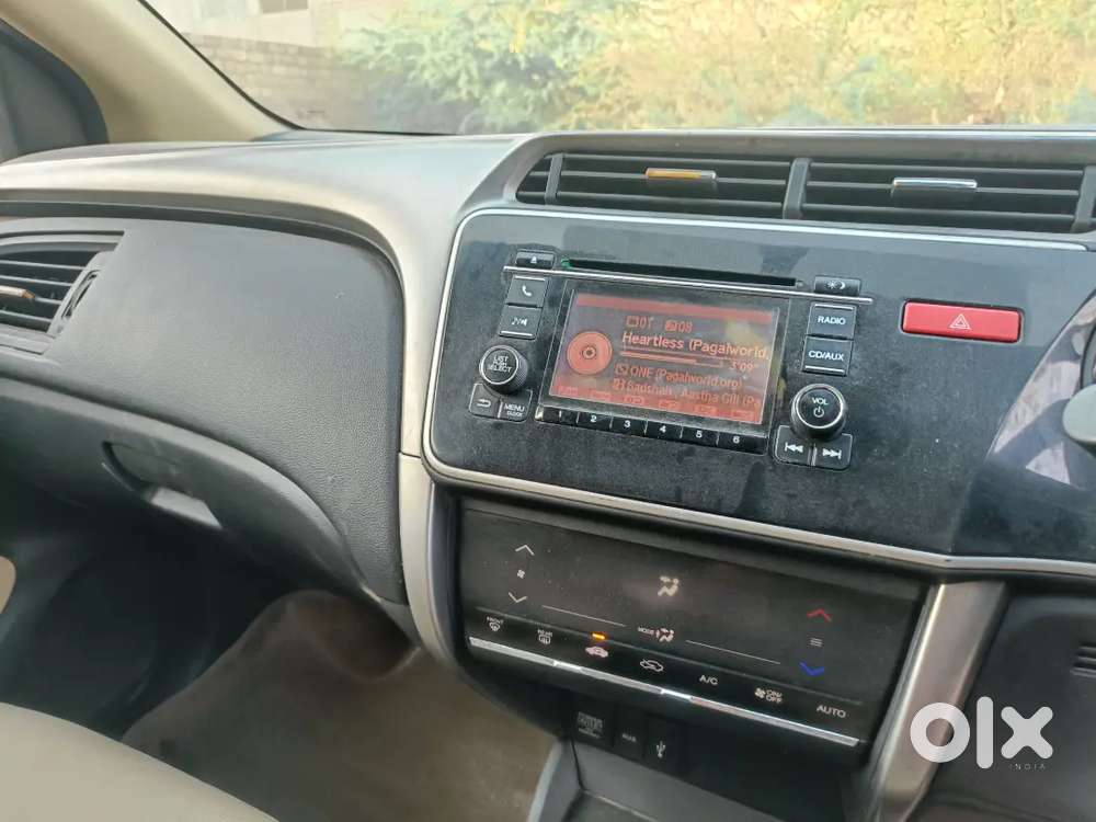 Gadi Chalu Condition Mein Hai Jodhpur Number Rj 19