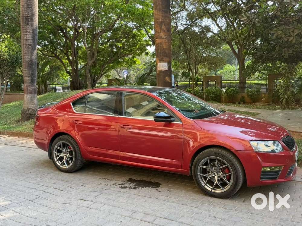Skoda  Petrol 2015