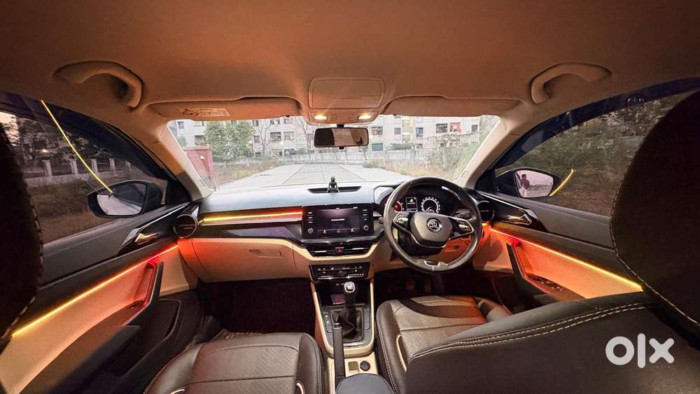 Skoda Slavia 1.0 Ambition Tsi, 2022, Petrol