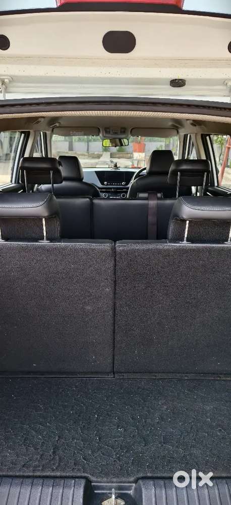 Single Hand Neat And Clean Showroom Condition Car