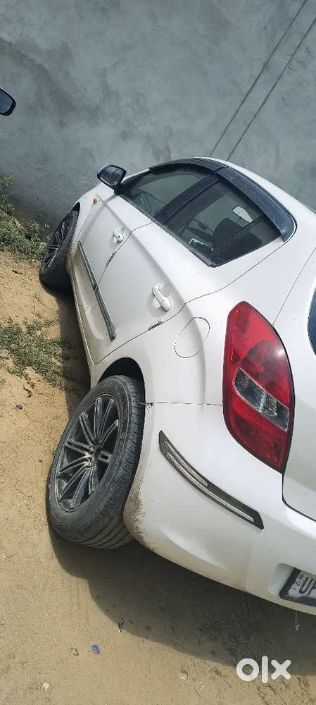 5 Sal Badhi Hui H Etawah Rto Me Register Hai 5 Sal Badhi Hui
