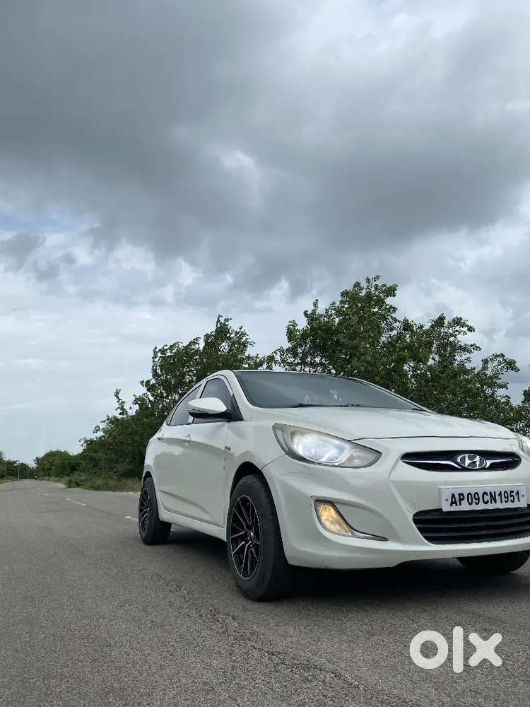 Hyundai Verna 2013 Diesel Well Maintained