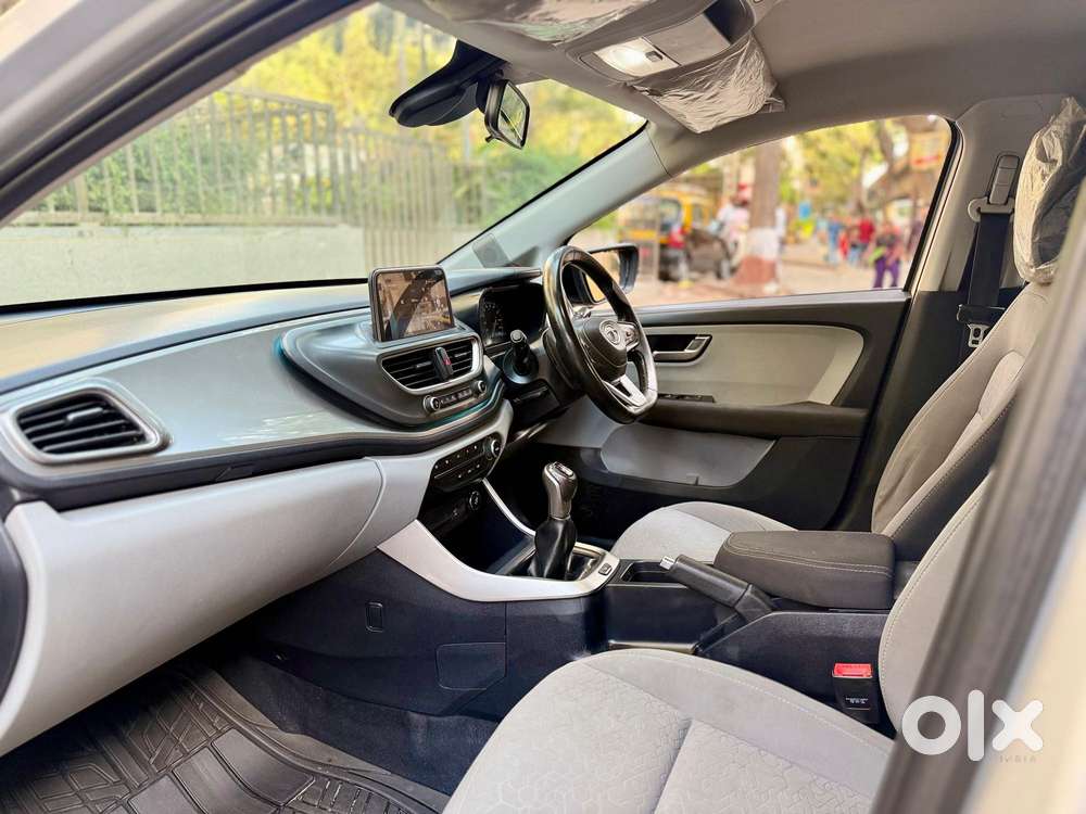 Tata Altroz 1.2 Xz (o), 2020, Petrol