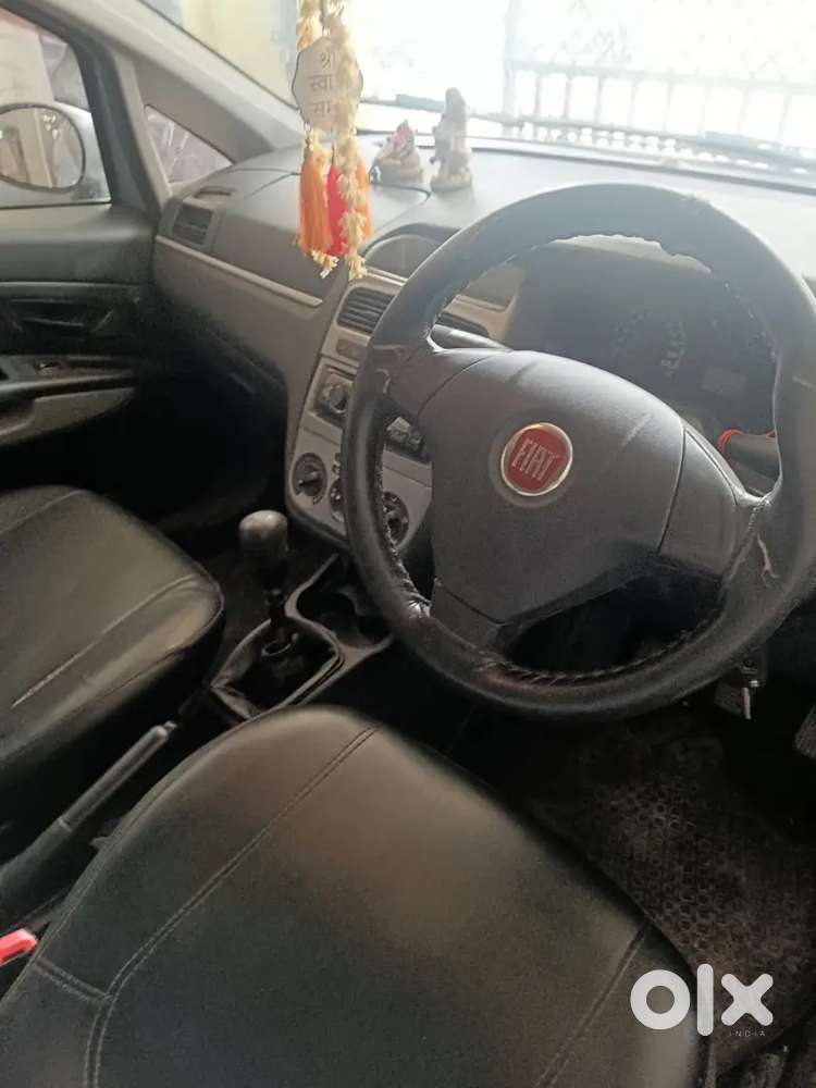 Fiat Grande Punto 2014 Diesel 80000 Km Driven