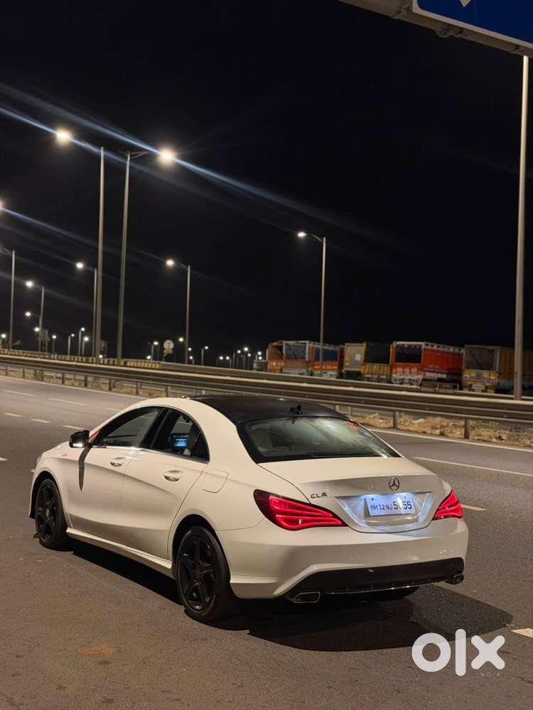 Mercdes Benz  Cla 200 Petrol Mh 12