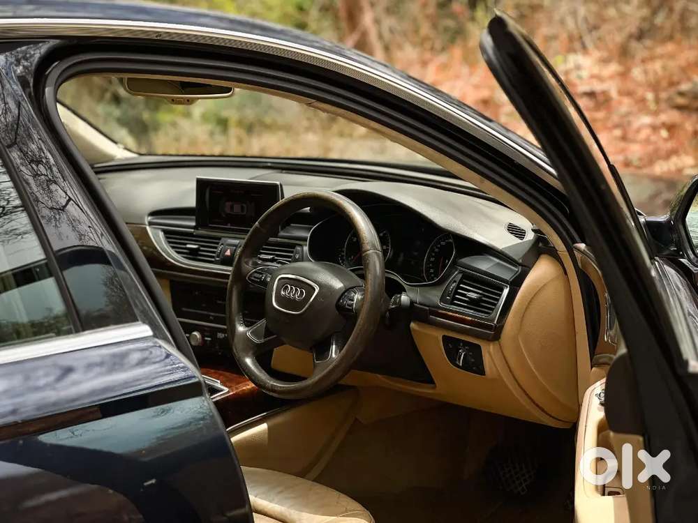 Audi A6 3.0tdi V6 Quattro 

Make : Audi A6
Year : September 2012
Cubic