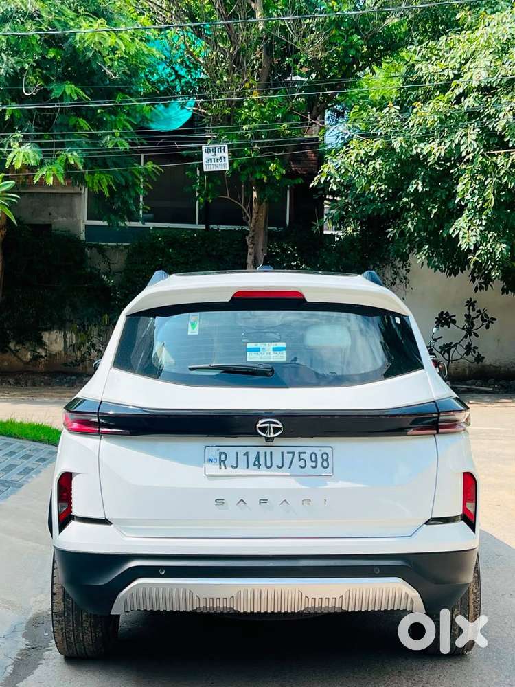 Tata Safari Accomplished Plus Dual Tone, 2023, Diesel