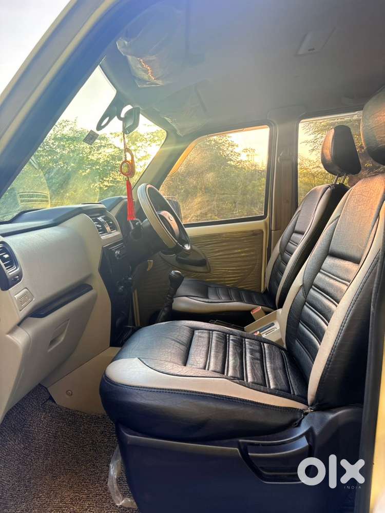 Mahindra Scorpio 2015 Diesel Well Maintained