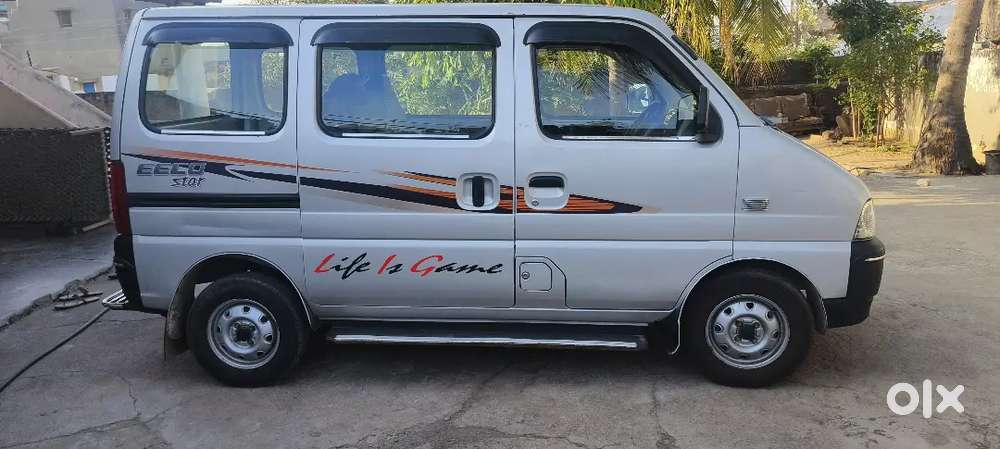 Maruti Suzuki Eeco 2022 Cng & Petrol Well Maintained