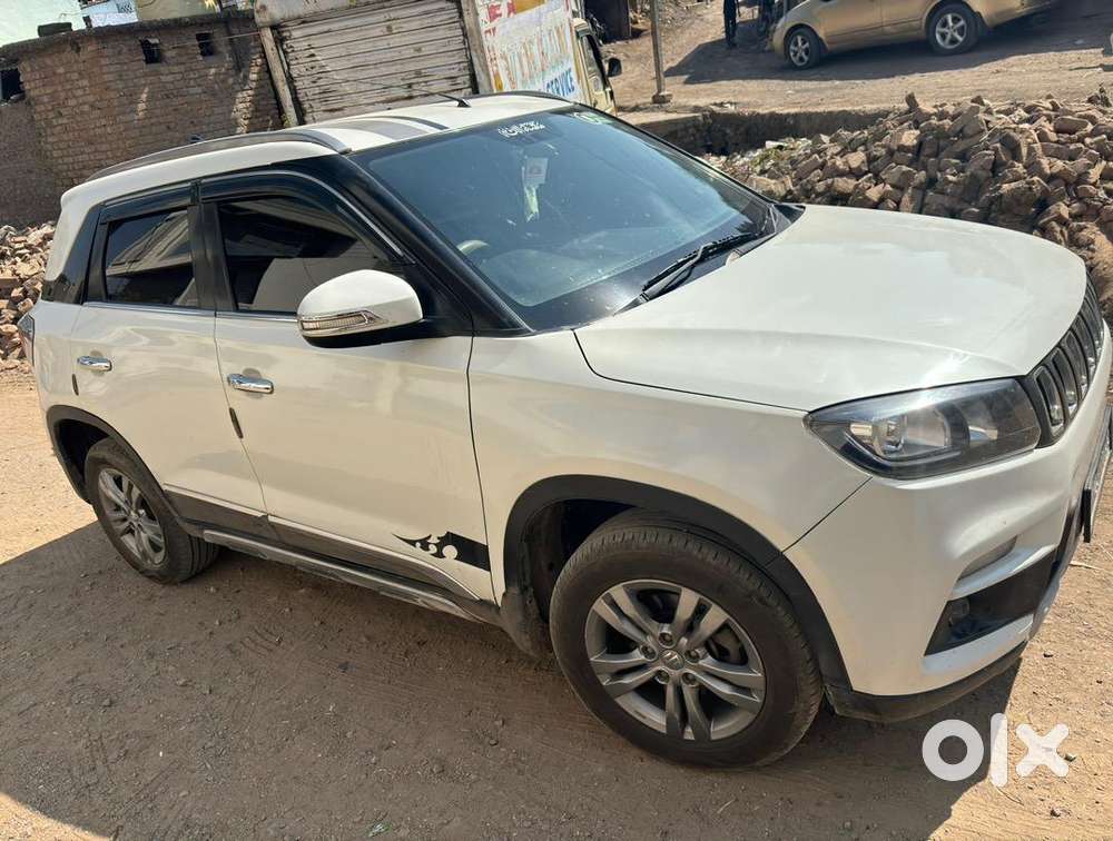 Maruti Suzuki Brezza 2016 Diesel Well Maintained