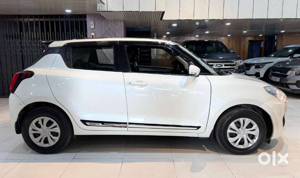 Maruti Suzuki Swift 2018 Vxi, 2021, Petrol