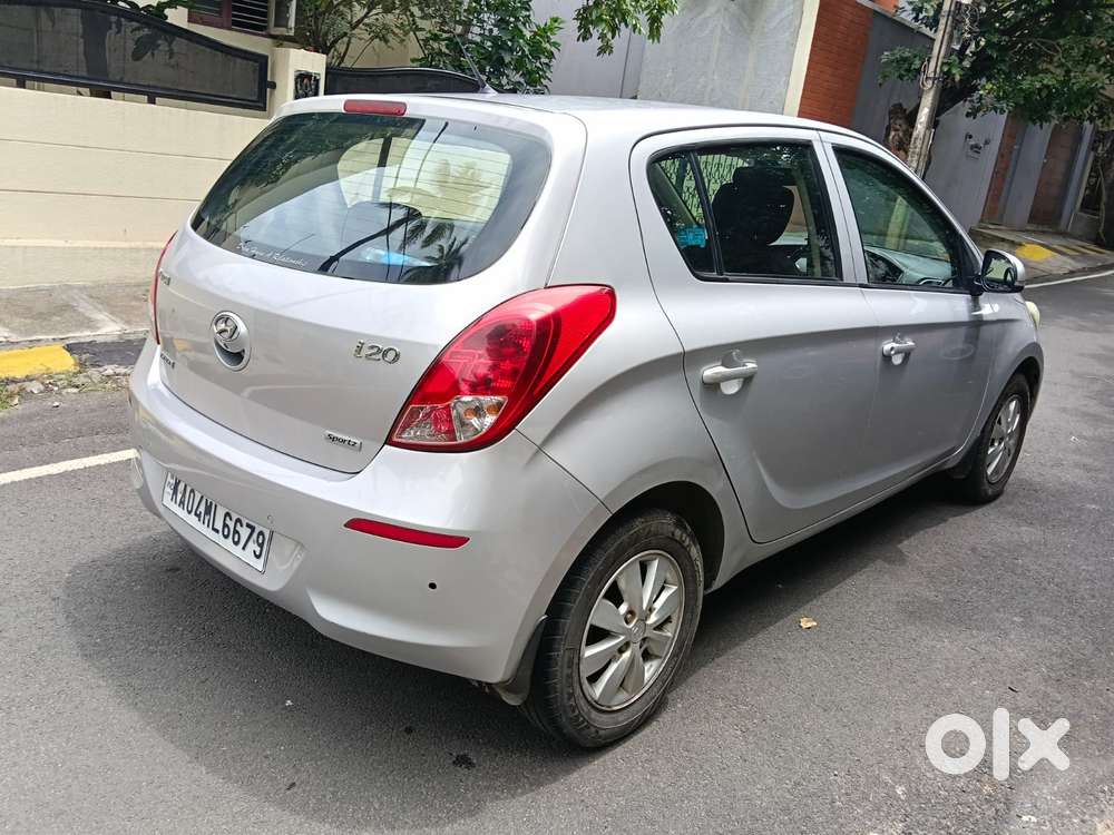 Hyundai i20 Sportz Option 1.4 CRDi, 2013, Diesel