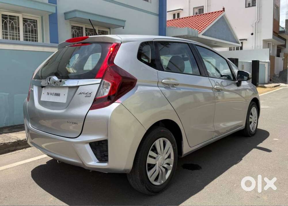 Honda Jazz 1.2 V I Vtec, 2016, Petrol