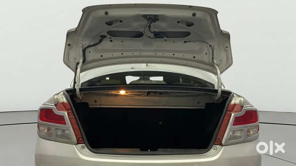 Maruti Suzuki Swift Dzire 1.2 Zxi Bsiv, 2017, Petrol
