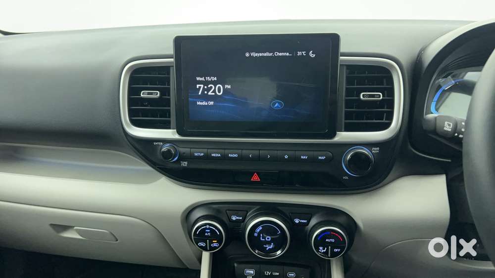 Hyundai Venue 1.0 Sx (o) Turbo Dct, 2024, Petrol