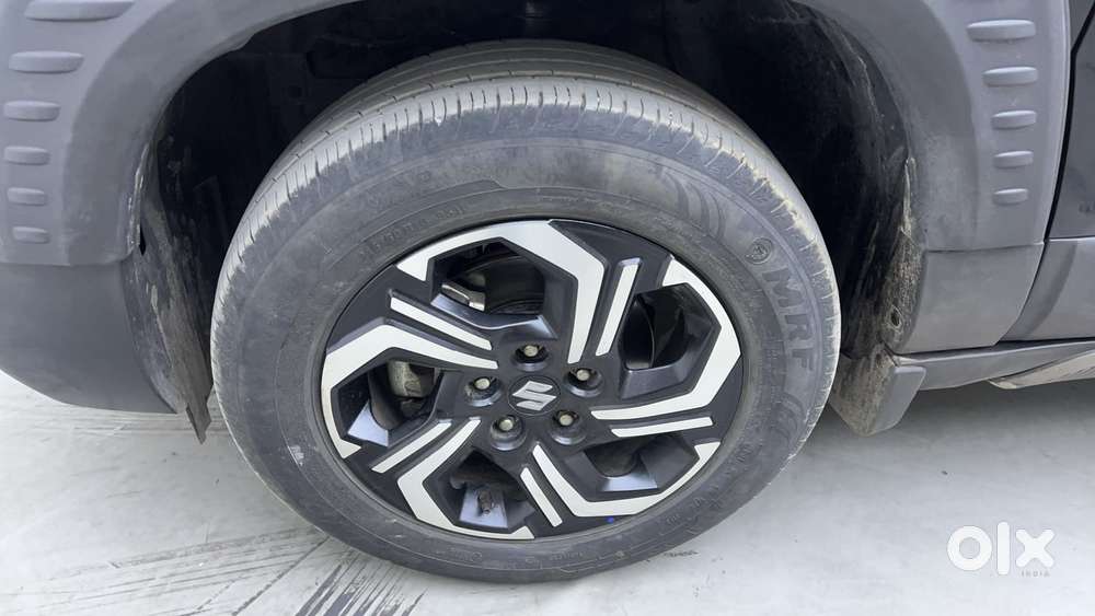 Maruti Suzuki Vitara Brezza 1.5 Zxi, 2023, Petrol