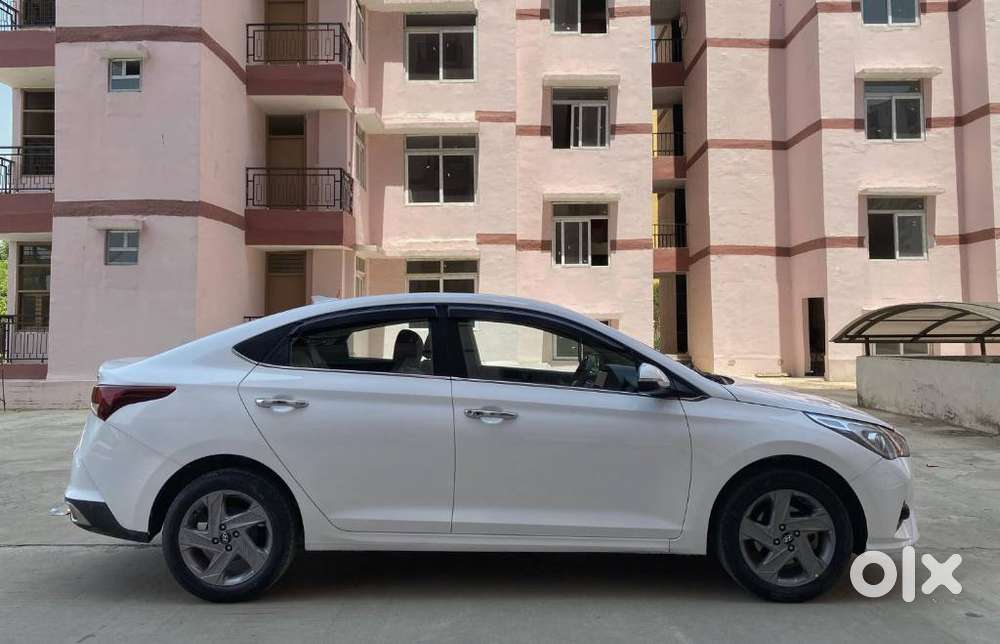 Hyundai Verna 1.5 Sx Diesel At, 2022, Diesel