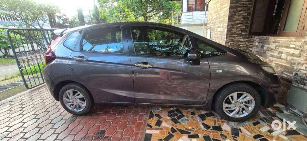 Honda Jazz 2019 Diesel Well Maintained