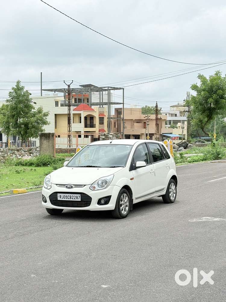 Ford Figo Diesel Titanium, 1981, Diesel
