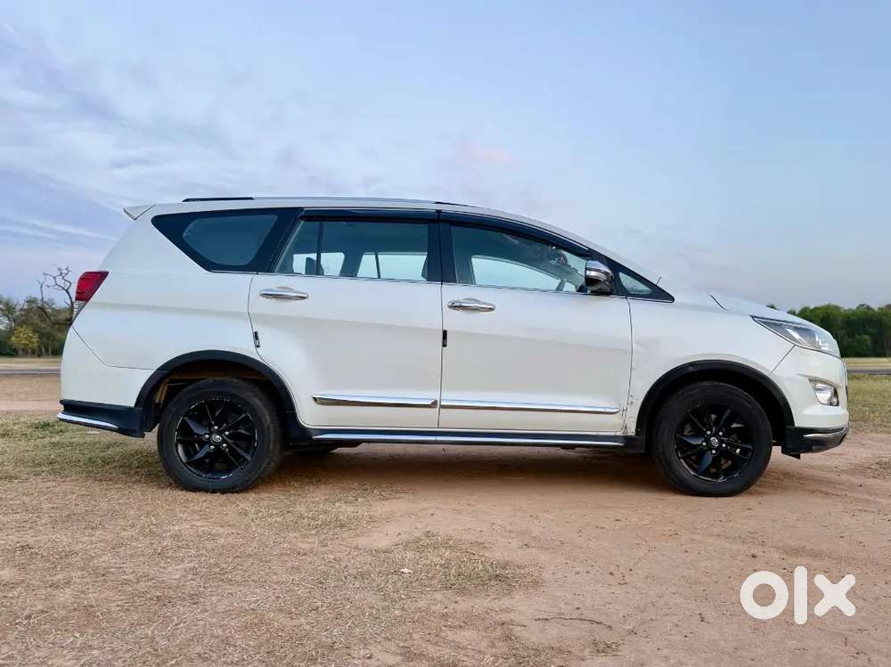 Innova Touring Sports Limited Edition
