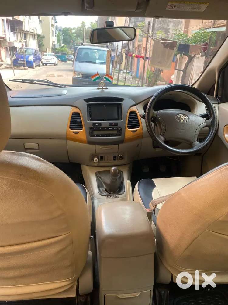 Toyota Innova 2010 Diesel 145000 Km Driven